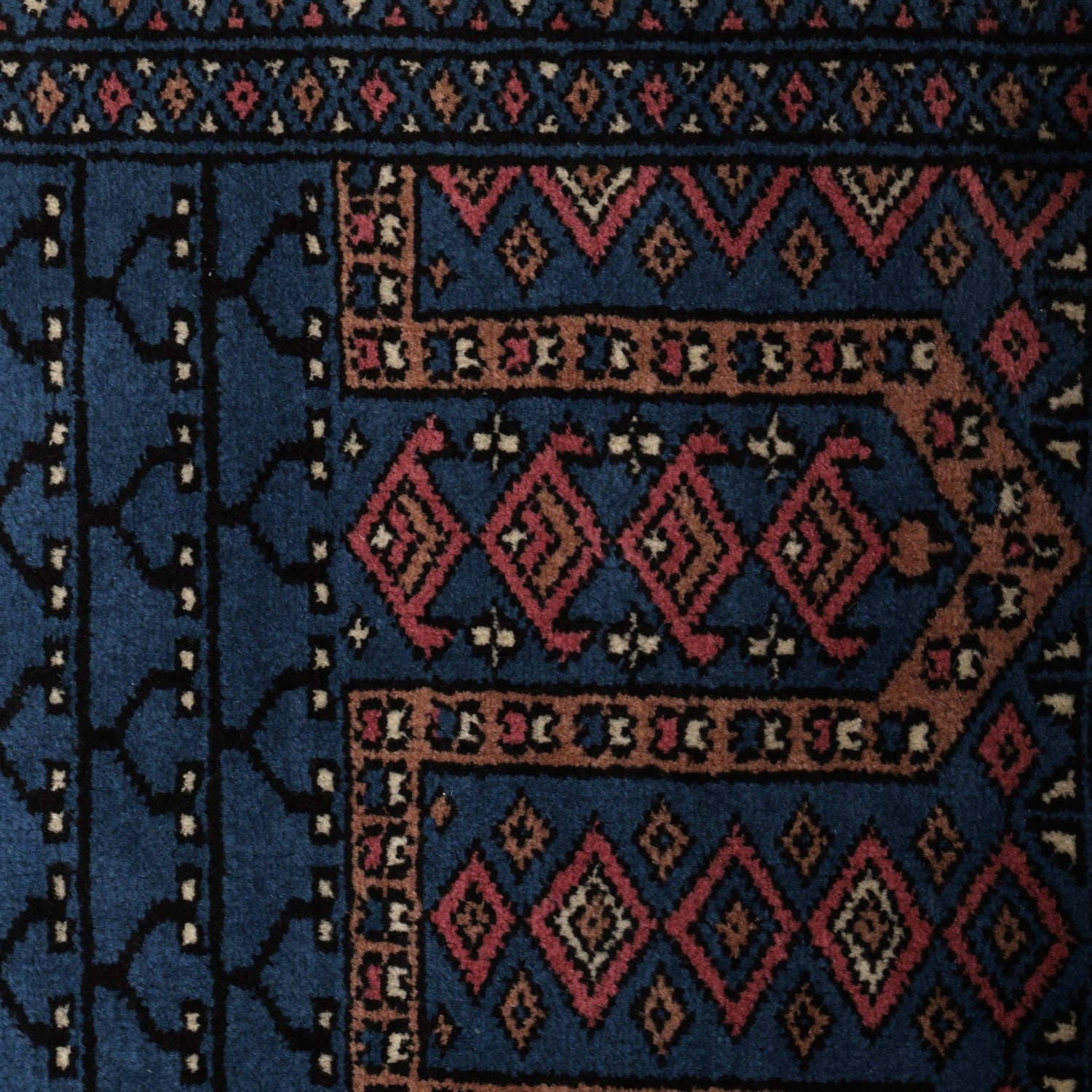 Savannah Prussian Blue Hand-Knotted Wool Rug Traditional Artisan Carpet
