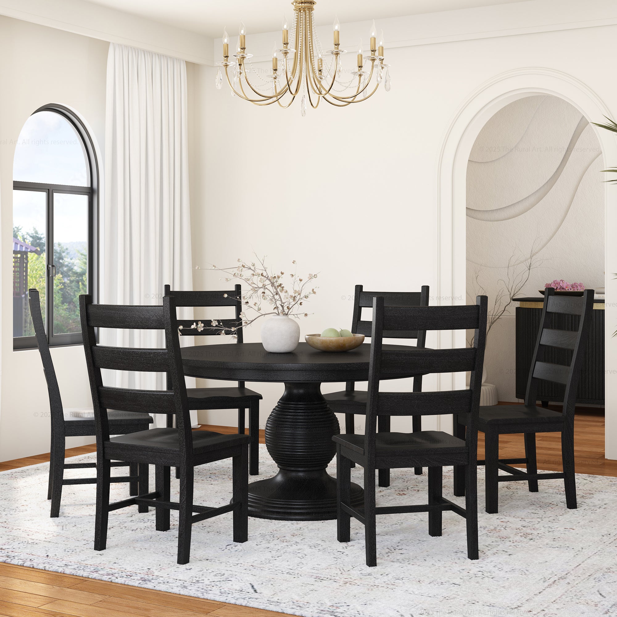 Dining room with a black round table and chairs