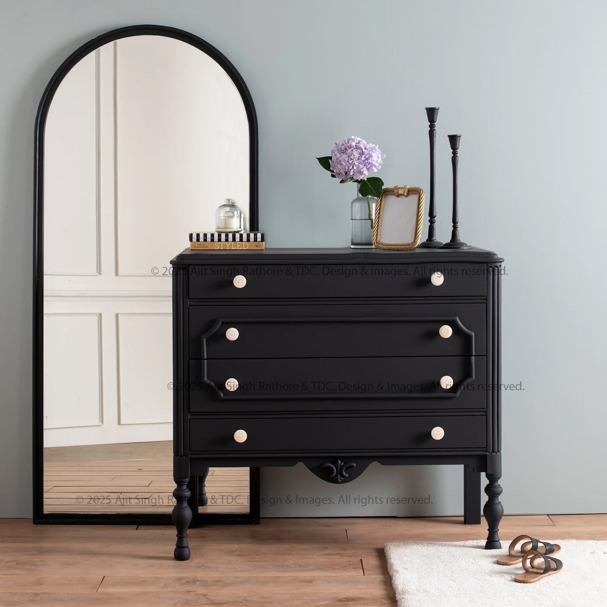 Mount Vernon Black Vintage Dresser – Timeless Elegance with Classic Charm